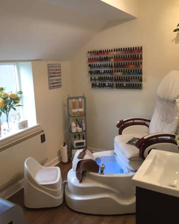 Victoria's Manicures & Pedicures