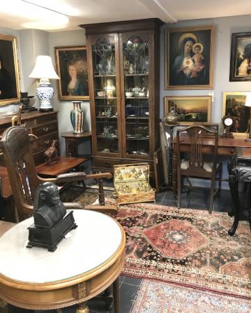 SwS Antiques